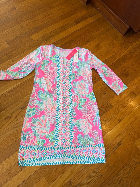 Lilly Pulitzer Dresses & Skirts - Lilly Pulitzer Hot Pink Floral Border-UPF 50+ Print Shift Dress
